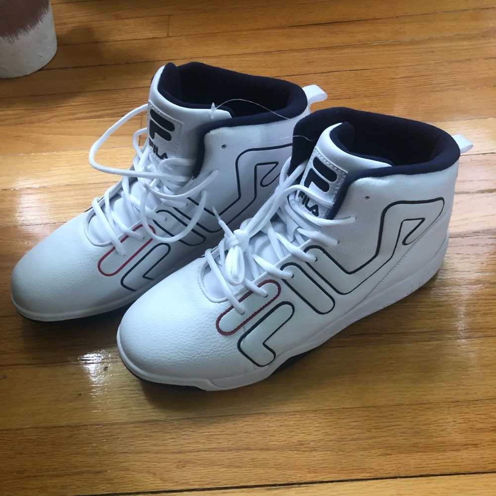 FILA Khronos Big Sneaker. White and Black. Size 13. NWOT.